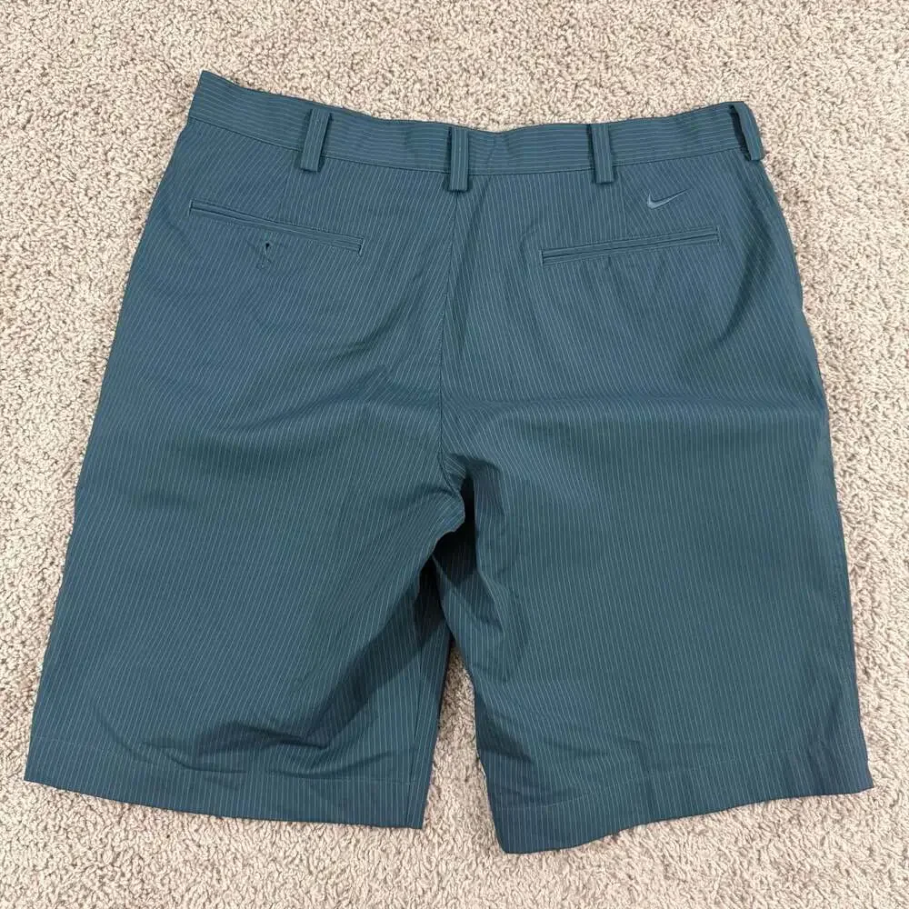 Nike Golf Dri-FIT Men’s 34 Blue Pinstripe Performance Golf Shorts Flat Front
